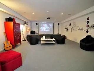 Albergue Gallery Porto