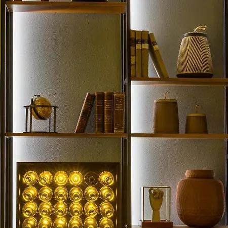 Gallery *