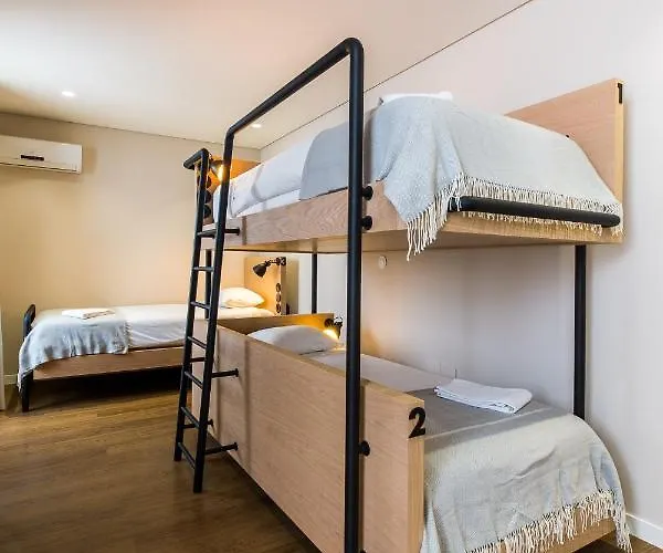 Albergue Gallery Porto