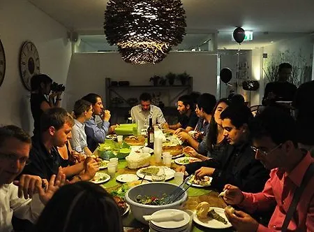 ホステル Gallery ポルト